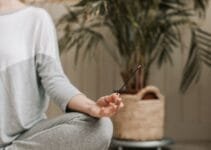 Holistic Approach to Manifestation and Health Holistic Approach to Manifestation and Health